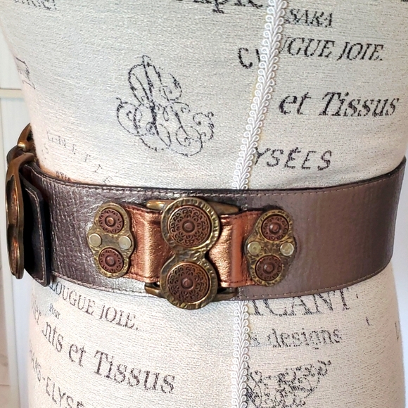 Vintage leather belt - Picture 5 of 12